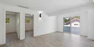 Stunning Luxury 2BR with Wraparound Deck in Downtown Palo Alto Gallery 6