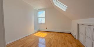 23 Garden City Avenue Gallery 8