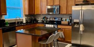 Super 3 bdrm 2-1/2 bath townhome  in gated Community! Gallery 4