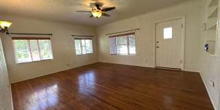 1115 S Maple Gallery 10