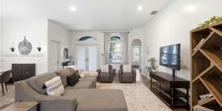 2615 SE 5th Ct Gallery 7