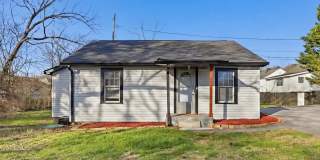 3703 Redding Road Gallery 1