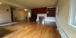 114 Maple Avenue Gallery 8