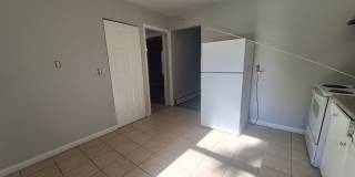 Charming 3 bedroom ranch Gallery 7
