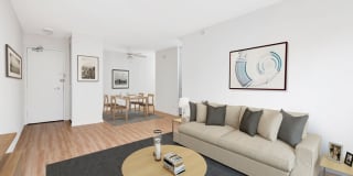 544 West Melrose Gallery 27