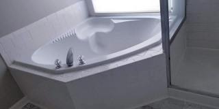 43046 FRANCIS Square Gallery 20