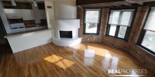 558 W Wellington Ave Gallery 1
