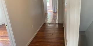 House with Yard and Parking-Video in the Pictures! Gallery 17
