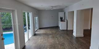 8220 SW 48th St Gallery 7