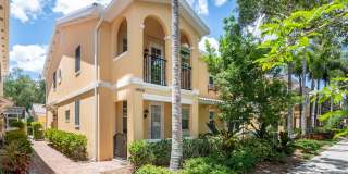 Townhouse in Village Walk of Bonita Springs Gallery 1