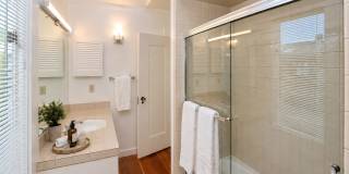 Traditional Six Bedroom Home with Exceptional SF Bay Views with In Law Unit Gallery 45