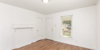 659 Wilson Street Gallery 6