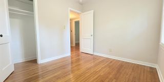 606 Collins Drive Gallery 13