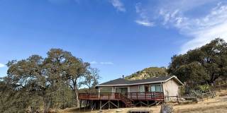 Spacious & well-equipped custom 2 bd. country home! Gallery 1