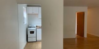 5424 Fifth Avenue Gallery 69