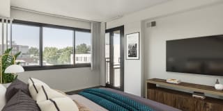 AVA Van Ness Gallery 6