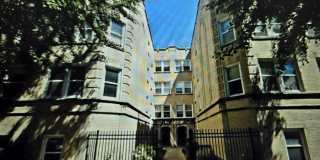 2318 W ROSEMONT Avenue Gallery 1
