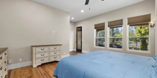 Luxury Furnished 4-Bedroom Home in Eagle's Bella Terra Neighborhood Gallery 24