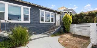 2 Bed / 1 bath with Private Outdoor Space in Rampart Village Gallery 1