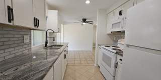 284 Rotonda Blvd W Gallery 16