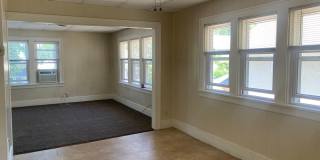 Upper Level 2 Bedroom, 1 Bathroom Duplex Gallery 7