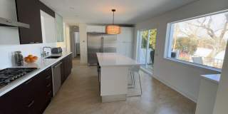 400 Ocean Road Gallery 21