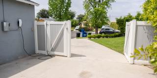 18033 Duncan St Gallery 21