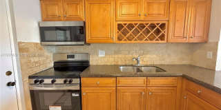 2320 S Cypress Bend Dr Gallery 2