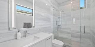 743 S Lake Avenue Gallery 26