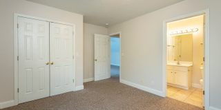 Black Mountain Townhouse Rental! Gallery 33