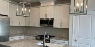 Room in 4 Bedroom Home at Statesville Ave Gallery 1