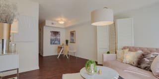 Canyon Square Gallery 3