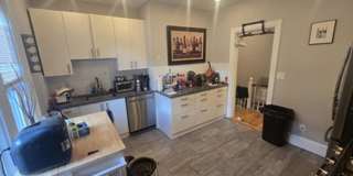 Rare 3-bed Unit in Watertown Rare 3-bed Unit in Watertown Gallery 1