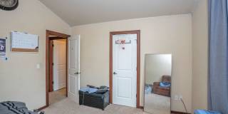 Spacious 4-Bedroom Home in The Oaks with Fenced Yard Spacious 4-Bedroom Home in The Oaks with Fenced Yard Gallery 29