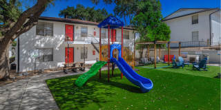 Oaks at Medical Center Gallery 6