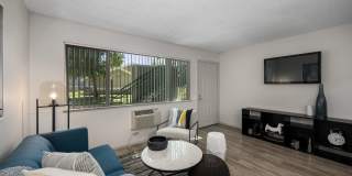 Pinecrest Apartments Gallery 4