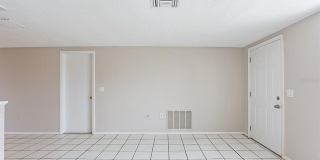 Charming 2BR House in Port Richey Gallery 11