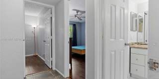 3083 N Oakland Forest Dr Gallery 25