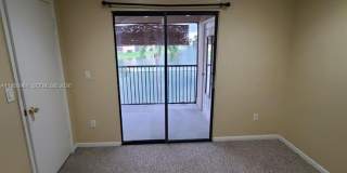 1002 Adams Ave Gallery 13