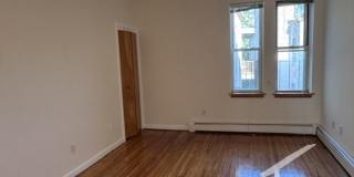 $2,400 Brighton 1-Bedroom Near Cleveland Circle | Heat & Hot Water Included | Available Now Gallery 7