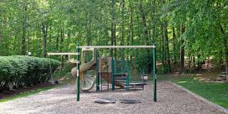 Pet-Friendly Forest Lakes North Townhome Gallery 15