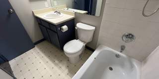 Charming 2BR Townhome in Aurora Gallery 21