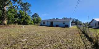 Charming 3BR/2BA House in Lehigh MOVE IN SPECIAL 50% OFF FIRST MONTH RENT! Gallery 6