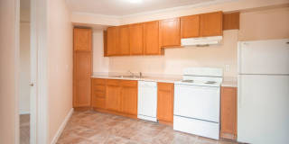 Excelsior Manor Gallery 6