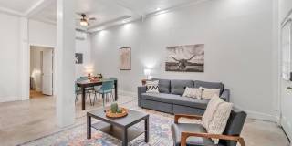 1407 Leal Gallery 22