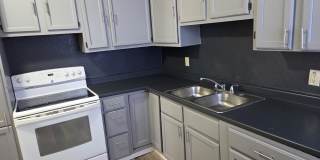 2931 Newton Avenue North Gallery 1