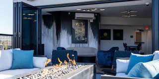 202 Queen Gallery 21