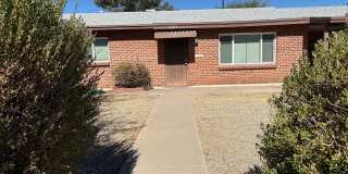 3-bedroom, 2-bathroom home with large backyard Gallery 3