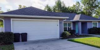 3 bedroom, 2 bath, home with fenced in backyard and Pool Gallery 1