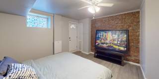 715 Soulard St - - Gallery 15